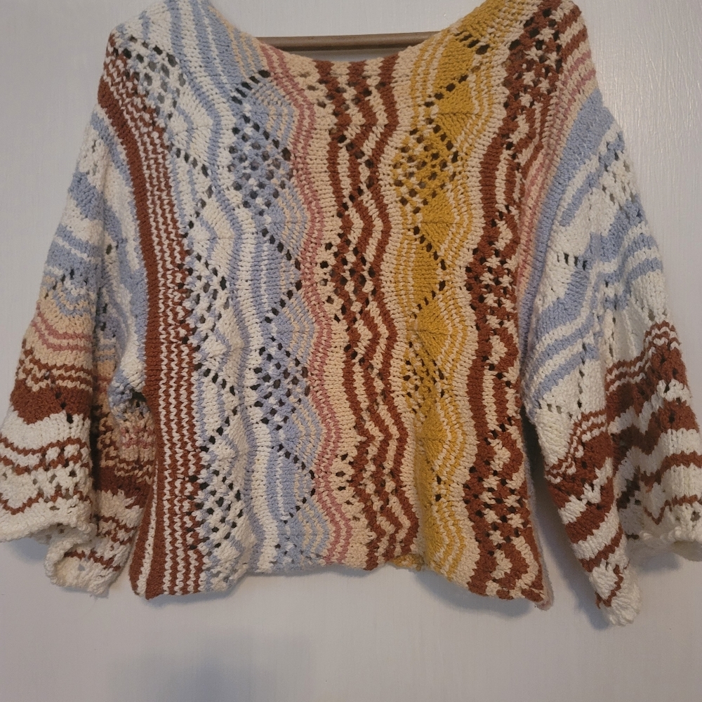 Oversized juniors sweater . Multiple colors all season.9